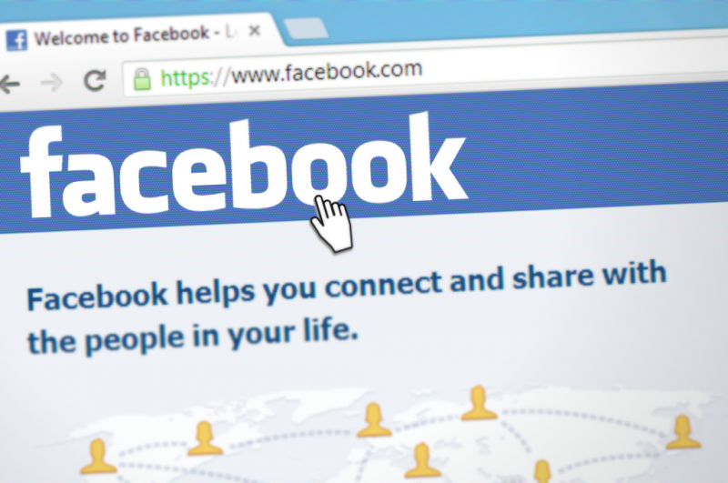 ЕК започва разследване срещу Facebook