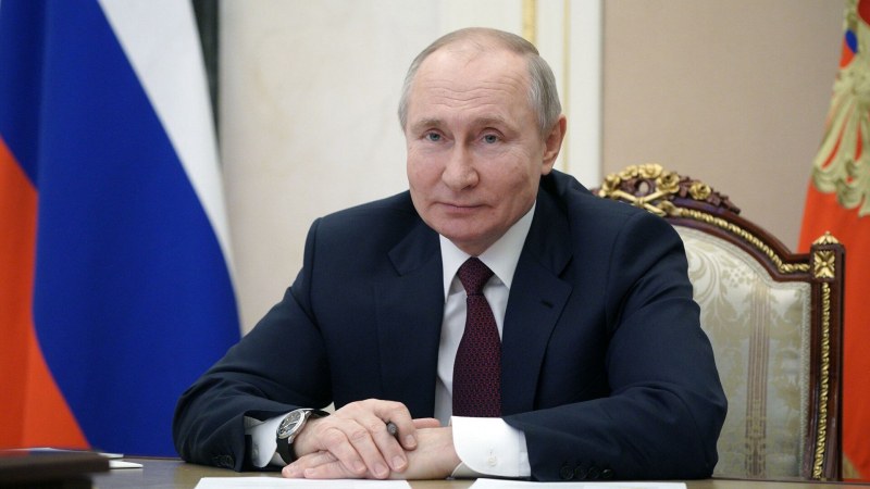 Путин обвини Европа, че се бави с одобрението на руската ваксина