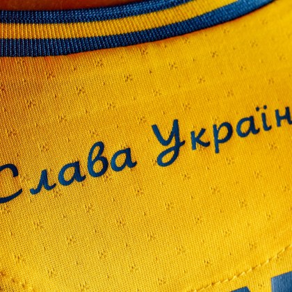 Крим на Украйна: Екипите на "жълто-сините" за Евро 2020 вбесиха Русия