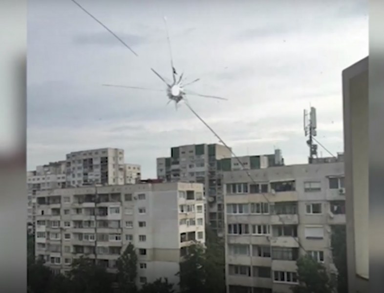 И в 