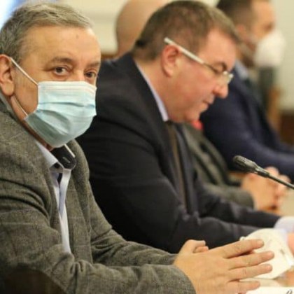 Проф. Кантарджиев за пенсионирането: Не е по мое желание, няма ненаказано добро