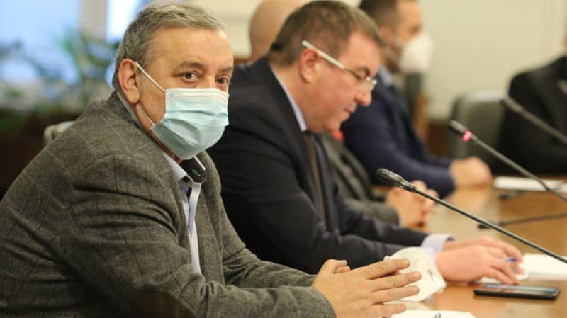 Проф. Кантарджиев за пенсионирането: Не е по мое желание, няма ненаказано добро