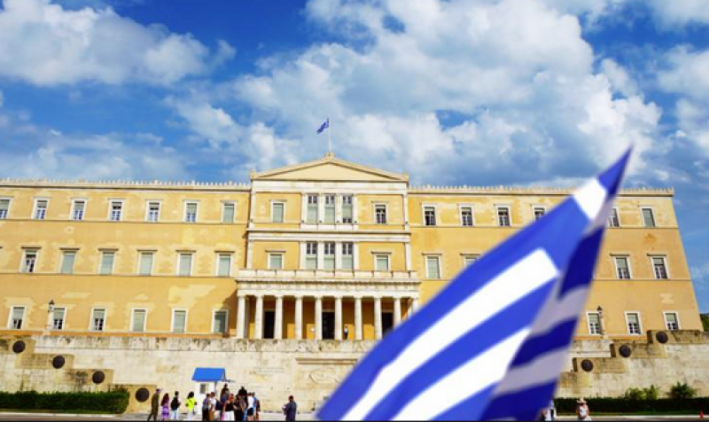 Гърция вдига национална стачка. Включват се служители на транспортния сектор