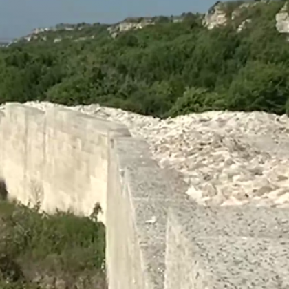 Министър Минеков подава сигнал до Кьовеши за реставрацията на 