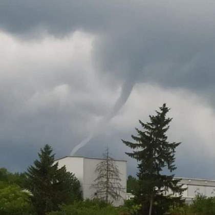 Отново смерч в България! Зачестиха ли?  СНИМКИ