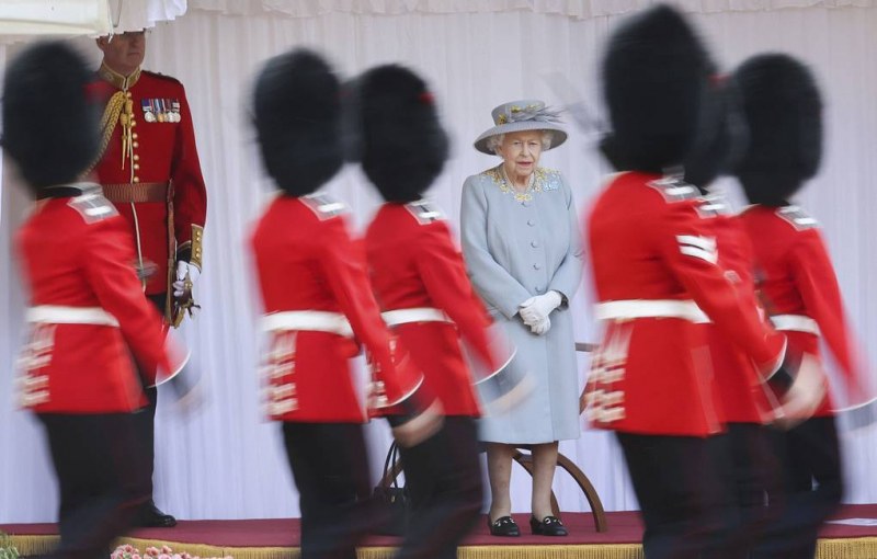 Кралица Елизабет е родена на 21 април, но празнува днес. Защо?