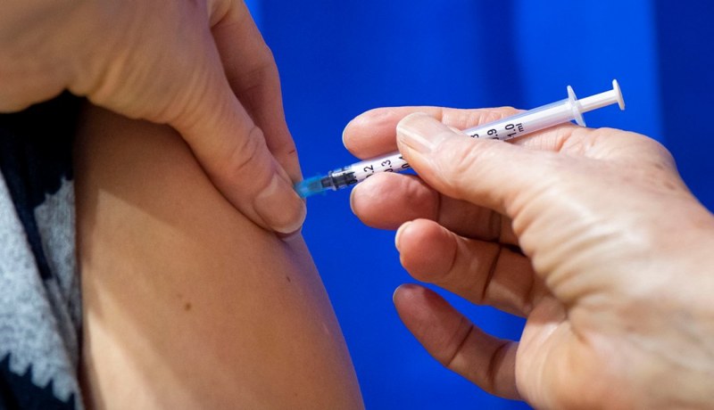 75% от европейците: Ваксините ще ни спасят от К-19! 23% от българите: Глупости!