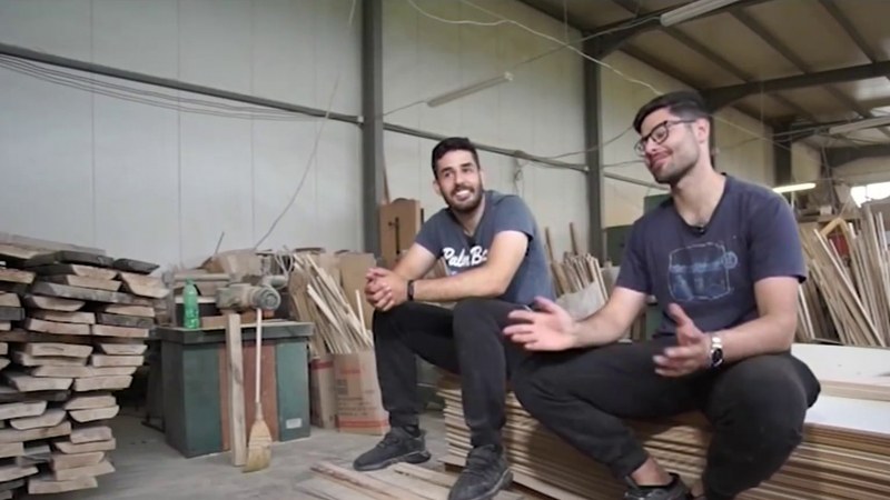 Иван и Мартин учиха в Англия и Швейцария. Върнаха се и правят играчки