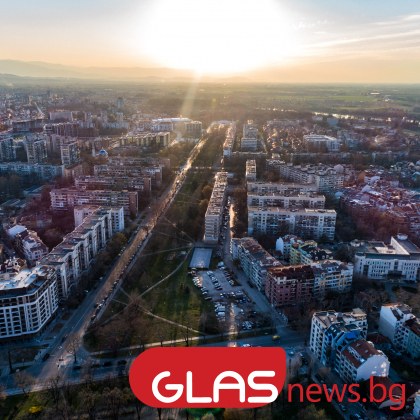 Седмицата започва с дъждове и гръмотевични бури, градусите леко спадат