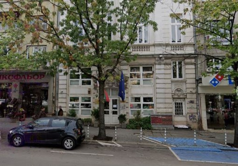 Неизвестен нахлу с взлом в сграда на Министерството на здравеопазването!