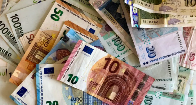 България приема еврото. Какви са плюсовете и минусите?