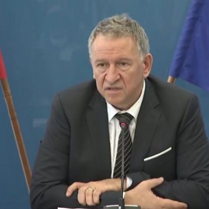 НА ЖИВО: МЗ представя плана за действие при нова вълна от COVID-19