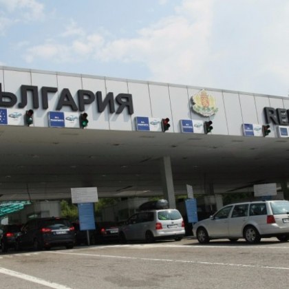 1000 души са поставени под карантина при влизане от