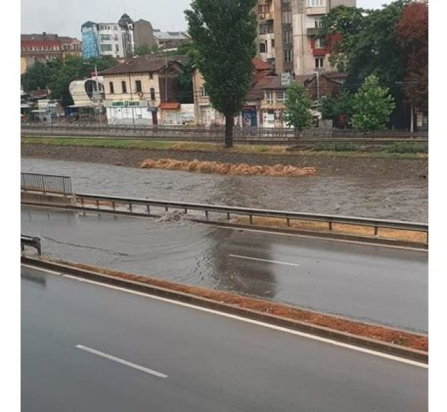 Воден апокалипсис в София! Катастрофи след наводненията ВИДЕО
