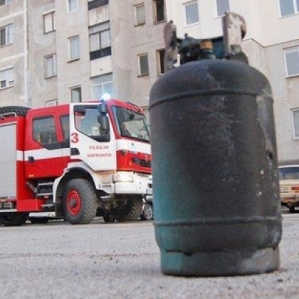 Жена пострада при пожар, предизвикан от газова бутилка