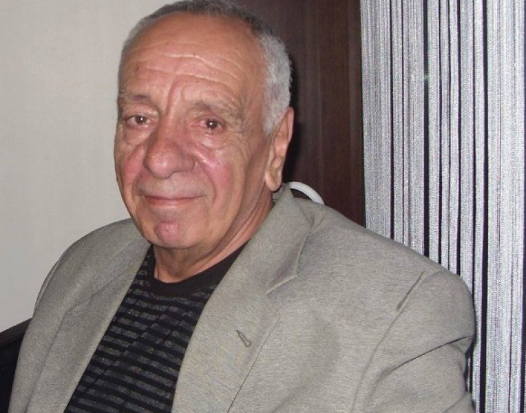 Почина поетът Ивайло Балабанов