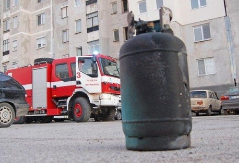 Жена пострада при пожар, предизвикан от газова бутилка