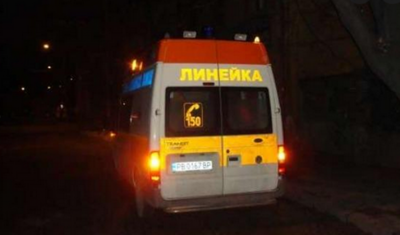 Дете и двама възрастни пострадаха при челна катастрофа