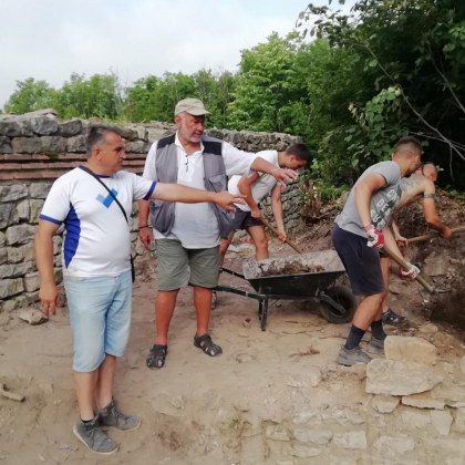 Откриха сребърна монета на Иван Шишман от последните дни на Мисионис СНИМКИ