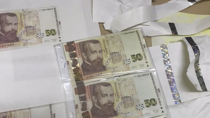 Печатница за менте петдесетолевки – двама младежи са в русенския арест