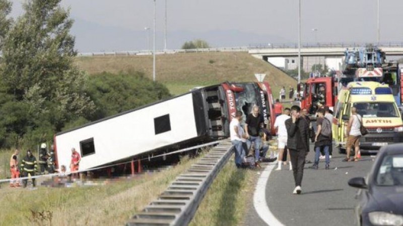 Трагичен инцидент: 10 души загинаха при тежка катастрофа с автобус в Хърватия