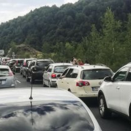 Аварирал автомобил във
