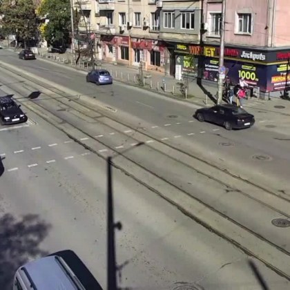 СДВР публикува стряскащи кадри с катастрофи в София ВИДЕО
