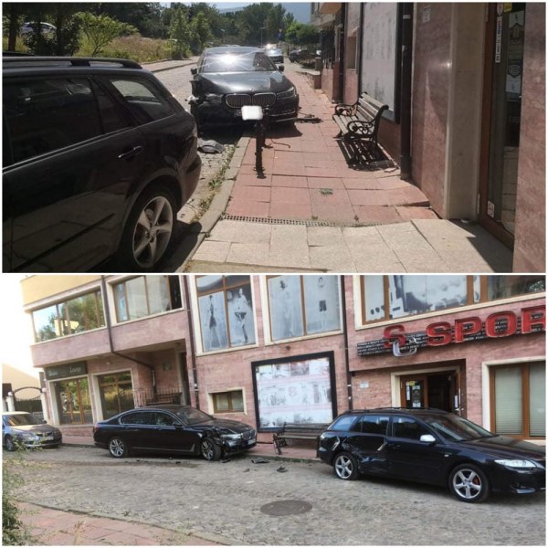 Софиянка намери колата си помляна. От виновните няма и следа СНИМКИ