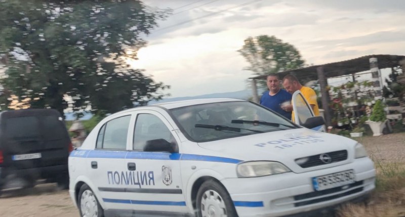 Автобус блъсна 8-годишно с колело, прати го в болница
