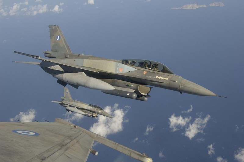 Служебният кабинет спешно до САЩ: Още 8 изтребителя F-16. А пари откъде?