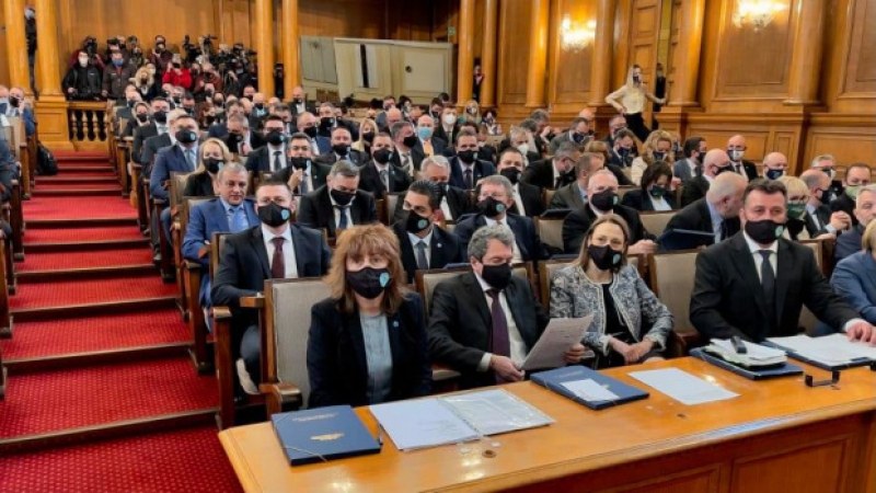 ИТН отказват преговорите за правителство. Искат да останат в опозиция ли?