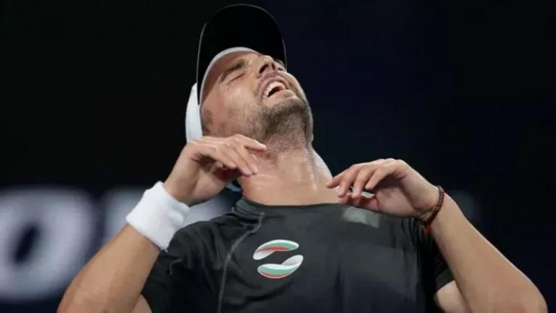 Здрава битка, но Мико загуби от румънец в квалификациите за US Open