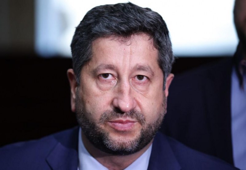 Христо Иванов не е съгласен с Манолова да даде третия мандат на ИТН пак