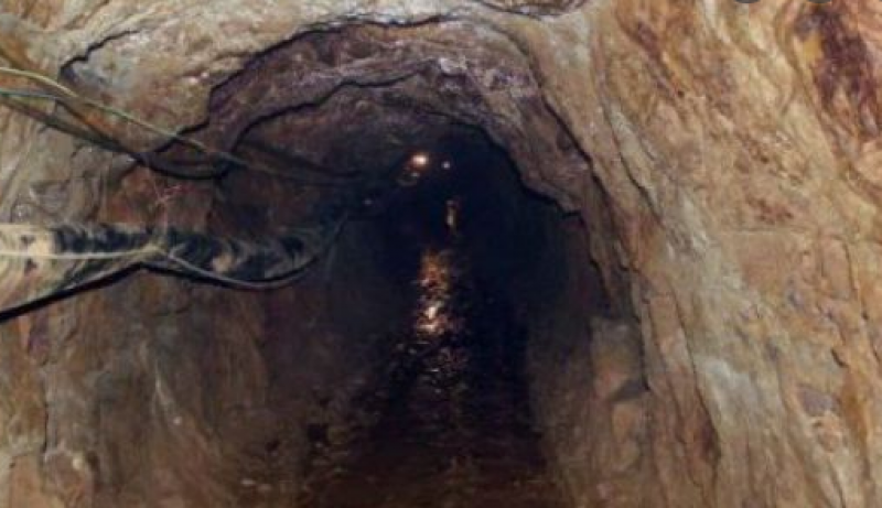Девет миньори загинаха при пропадане на асансьор