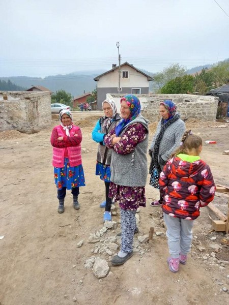 Помощ за пострадалите след пожара в Кръстава