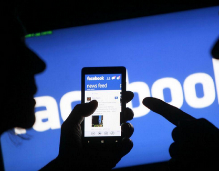 Facebook блокира над 100 профила и групи, заради разпространяване на дезинформация