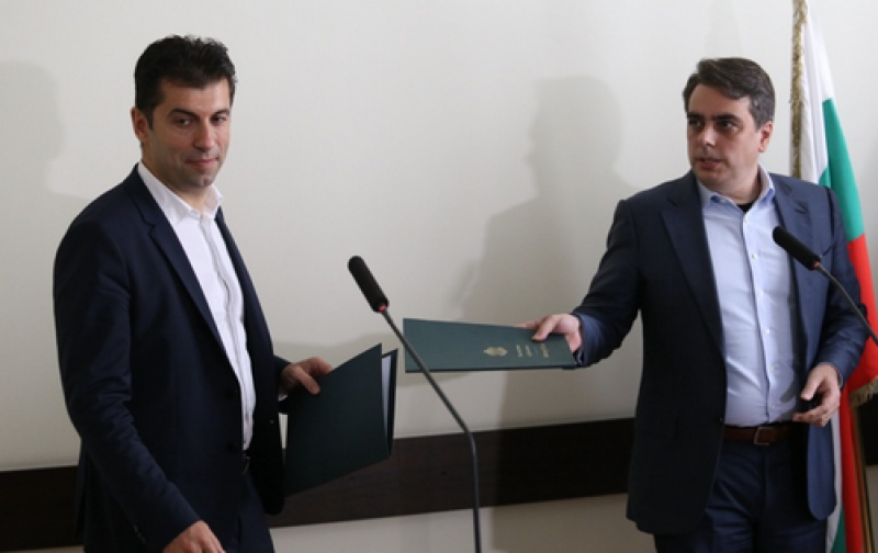 Кирил Петков и Асен Василев показаха логото на политическия си проект СНИМКА