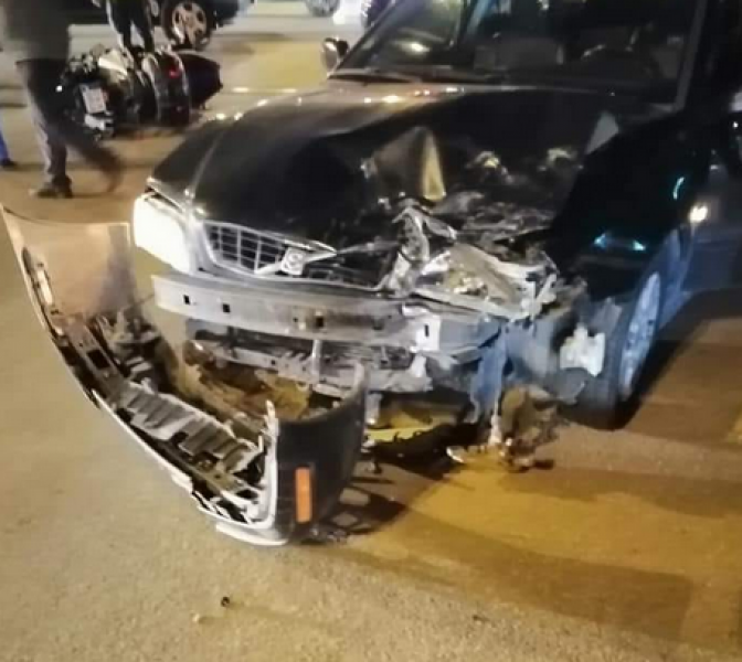 Моторист пострада при тежка катастрофа в София СНИМКИ