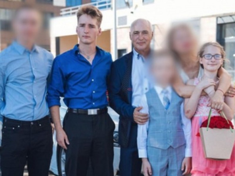 Кошмарни разкрития за българина, убил баща и сестра