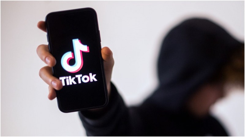 Колко гледания ви трябват в TikTok, за да изкарате една средна заплата?