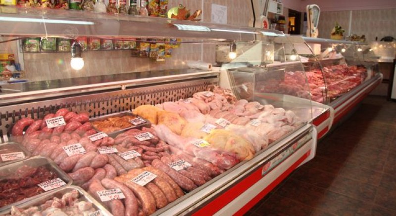 Октомврийски пазар: Кренвирши, шунки, шпек – скачат минимум с 10%