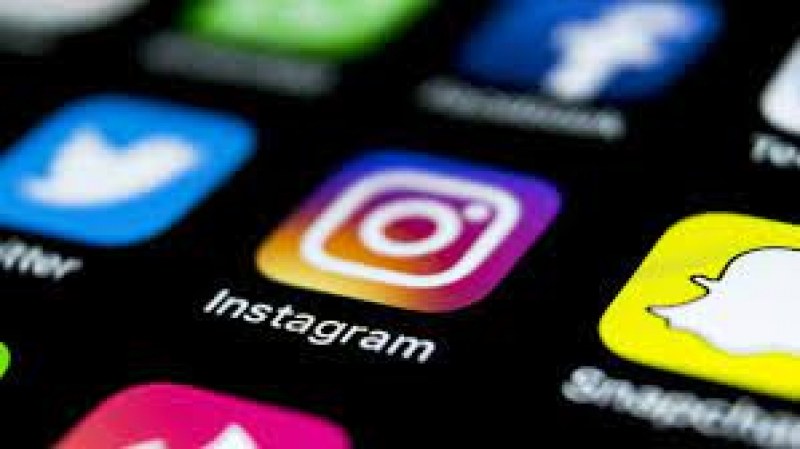 Facebook пак се извинява - този път за прекъсванията на Instagram