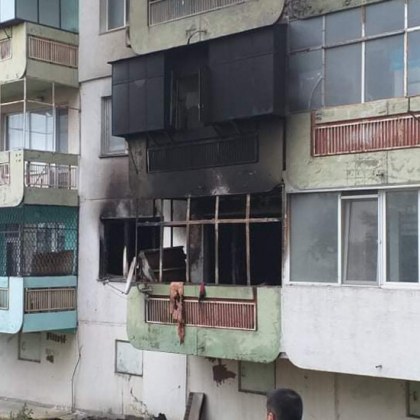 Родителите на децата, загинали в пожара във Варна, са обвинени в умишлен палеж