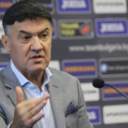 Стартира гласуването за президент на БФС, Михайлов е освободен от поста с 411 гласа