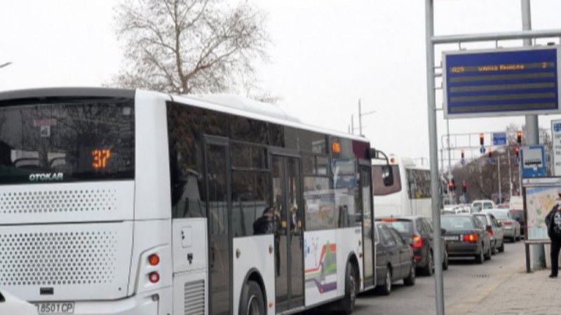 Прокуратурата повдигна обвинения на двама превозвачи и трима общинари в Пловдив