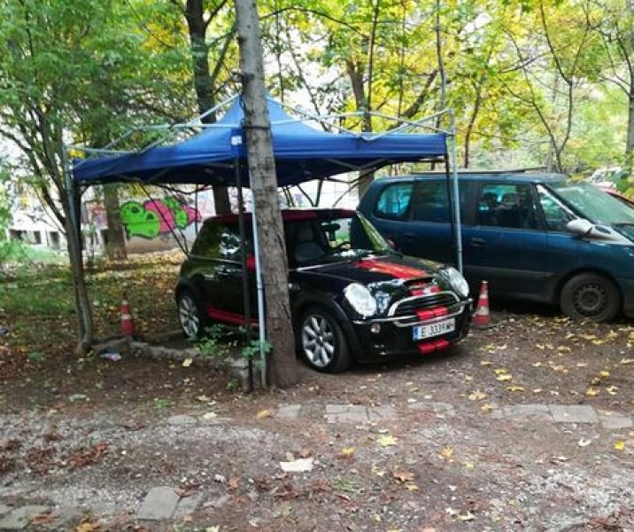 Шофьор си спретна импровизиран 