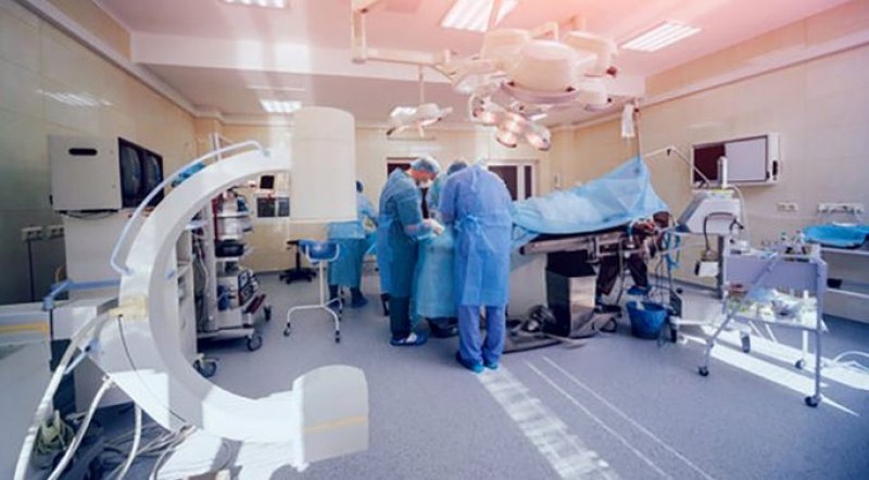 Лекари от ВМА спасиха два живота с трансплантация на черен дроб