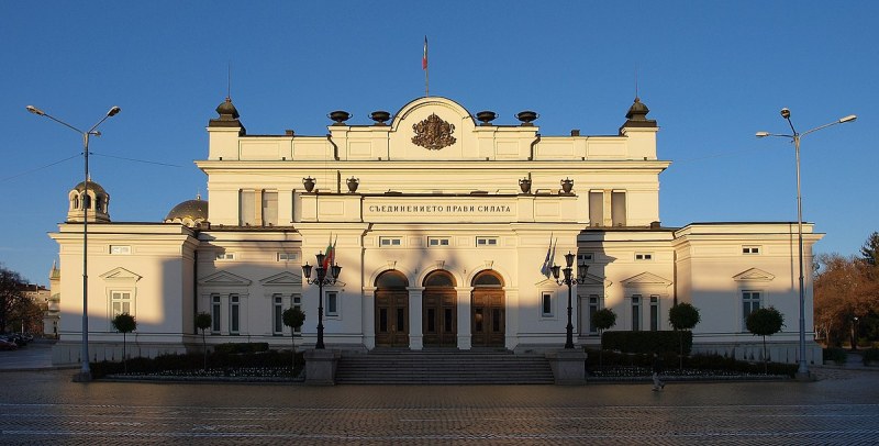 Нови данни за вота 2 в 1: Кой на балотаж? Кои влизат и излизат от парламента?