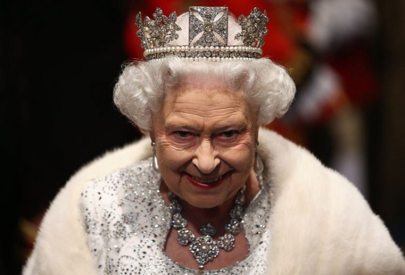 Съветват Елизабет II да си почива още две седмици