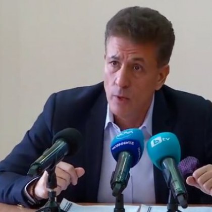 Кметът на Пазарджик за акцията: Дойдоха 30 души и един фотограф, очаквах ги по-рано